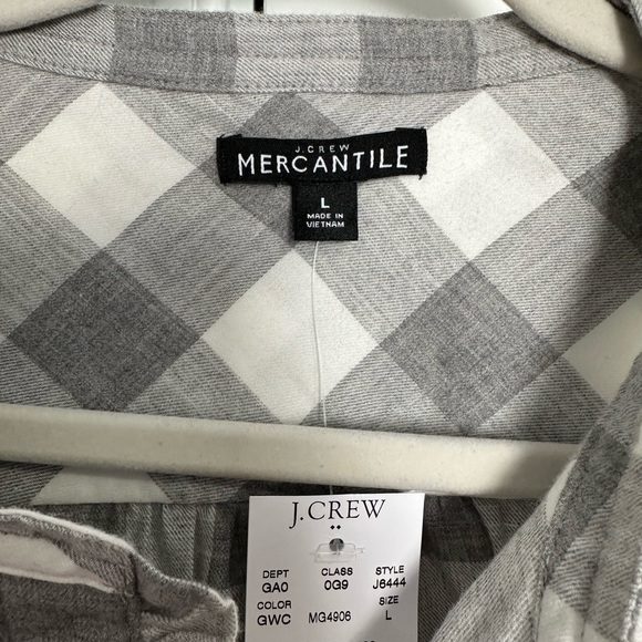 J Crew Factory. Women’s Gray & White Blouse. Large - Picture 3 of 4